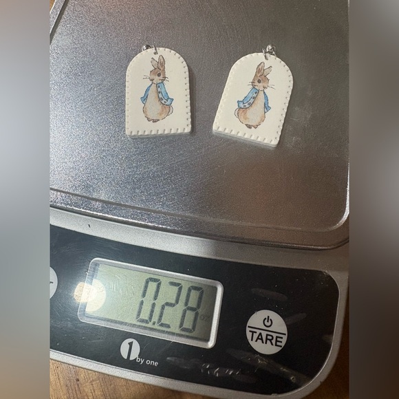 Peter Rabbit polymer clay earrings - Picture 3 of 3